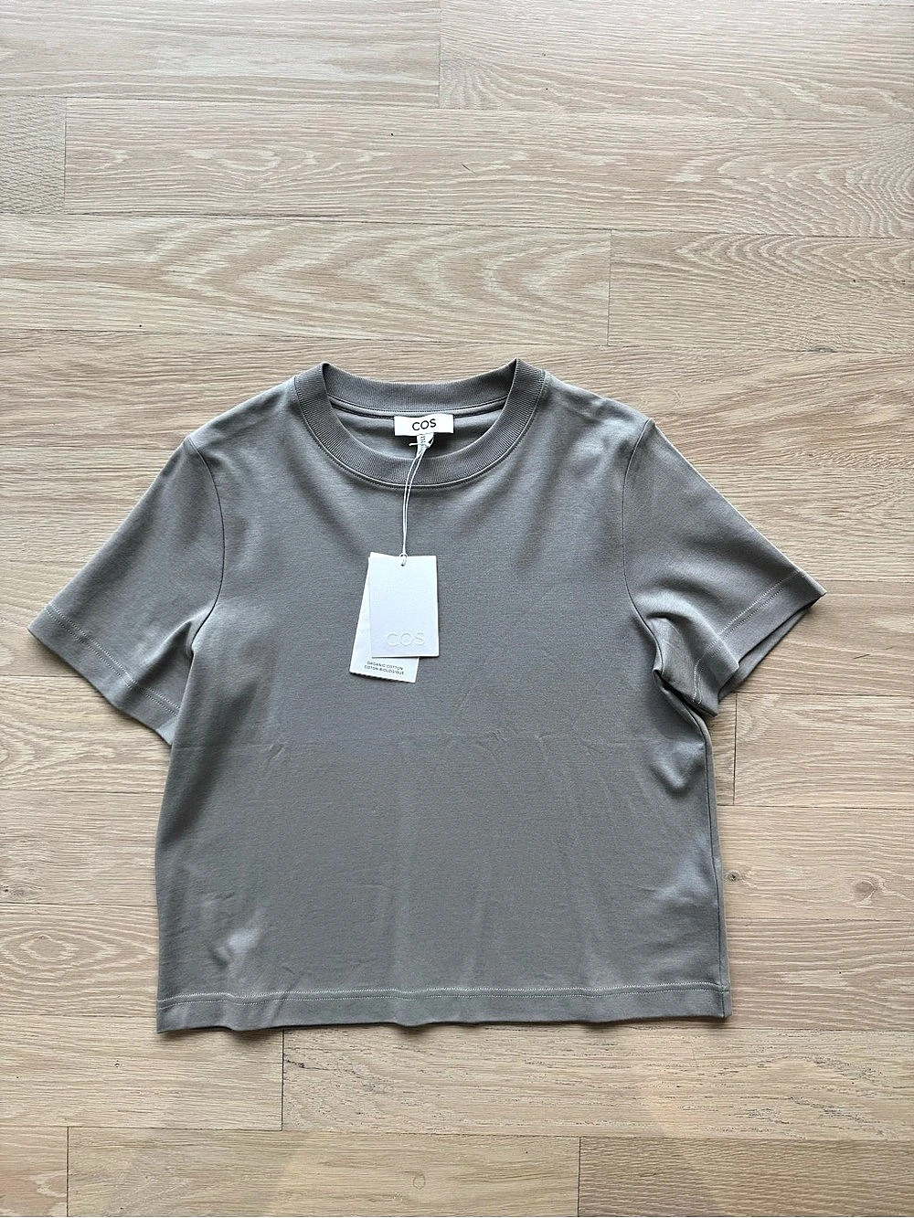 COS Regular-Fit Clean Cut Cotton T-Shirt Short Sleeve Tee in Gray